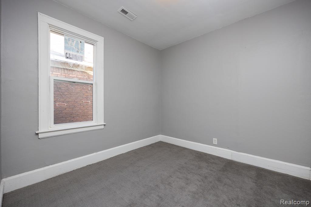main property photo 62