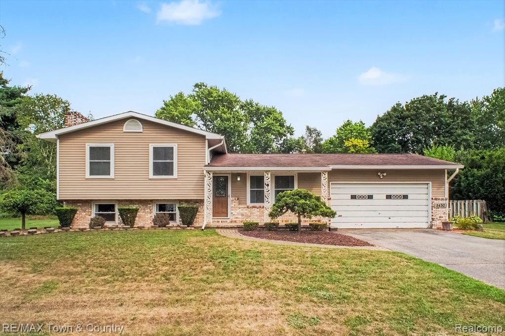 main property photo 21