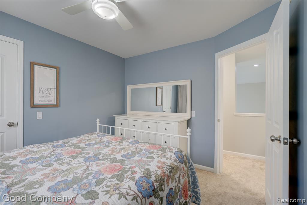 main property photo 66