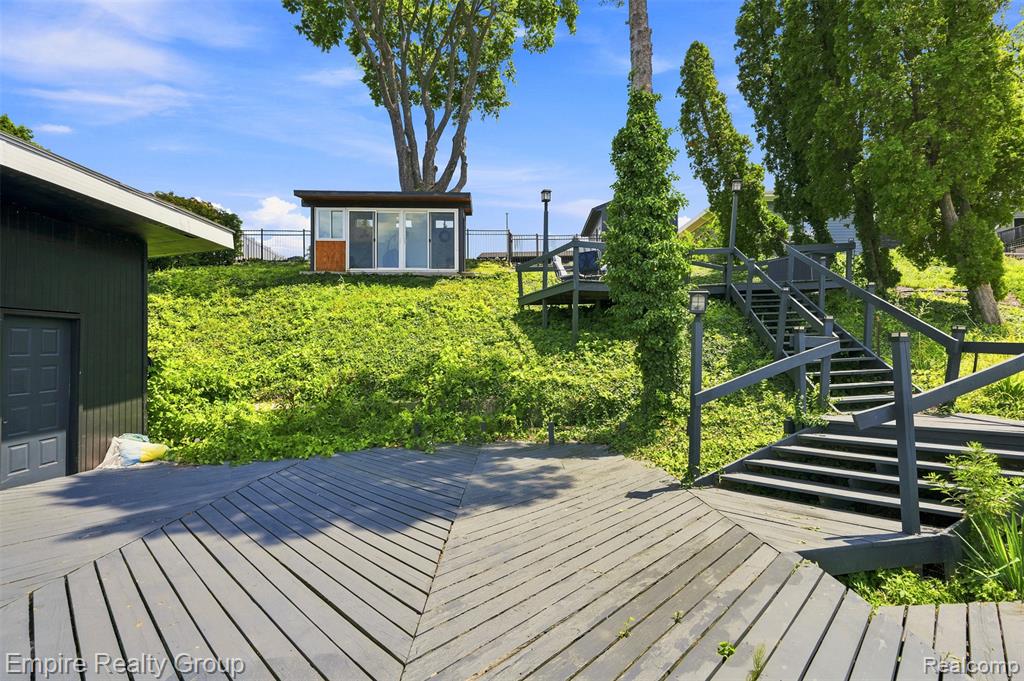 main property photo 59