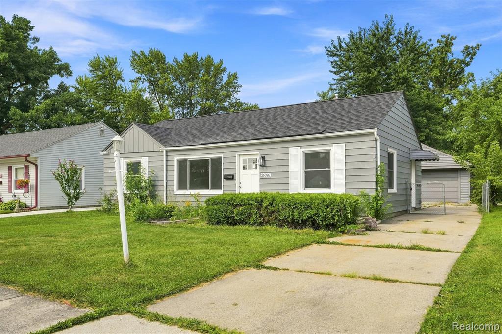 main property photo 3