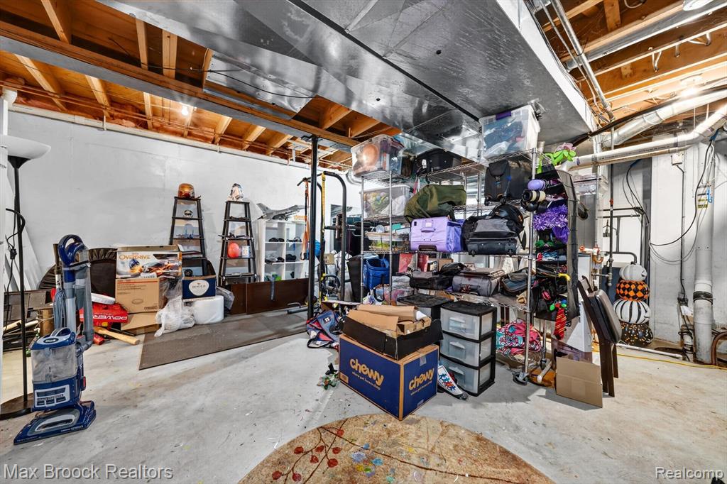 main property photo 51