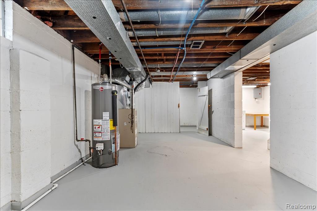 main property photo 22