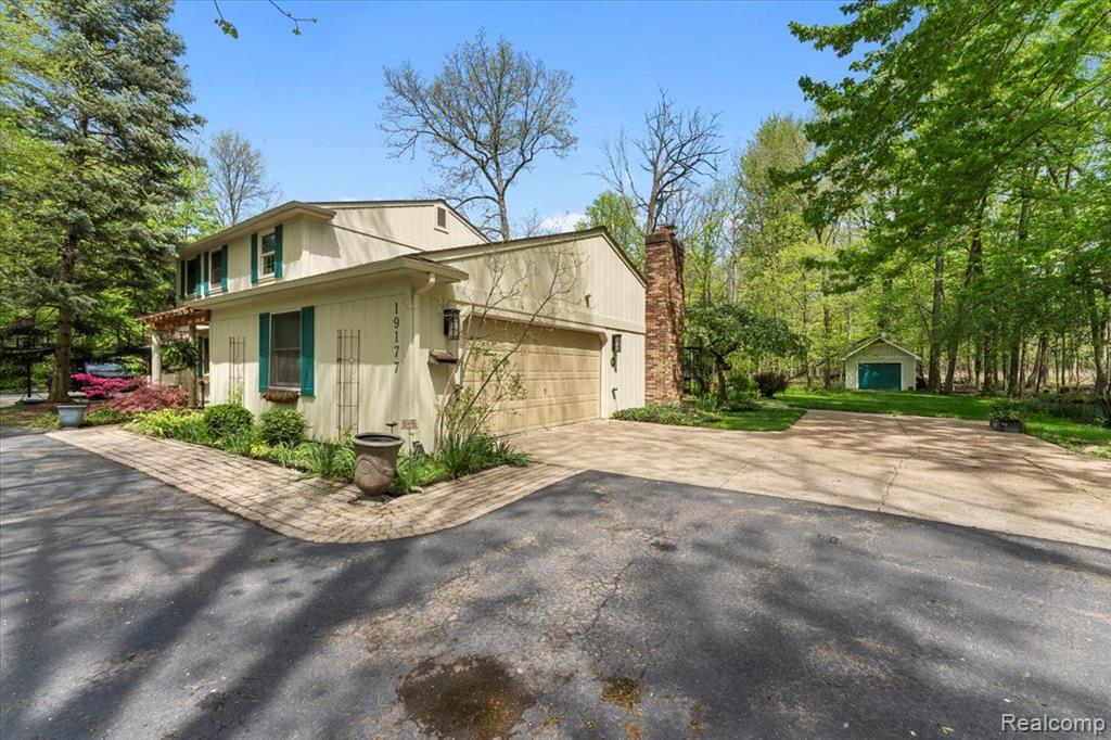 main property photo 43