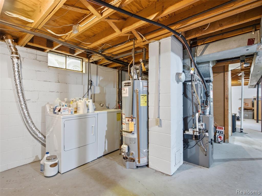 main property photo 16
