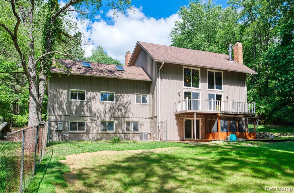 main property photo 50