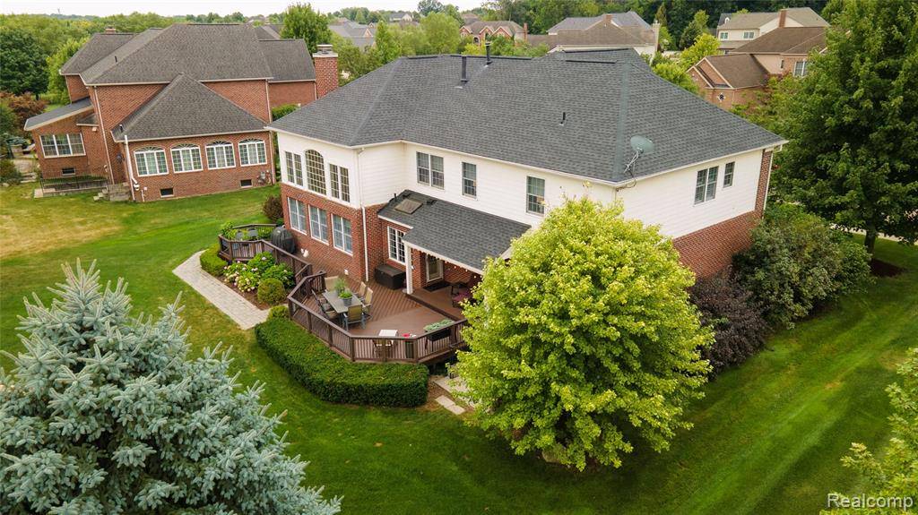 main property photo 81