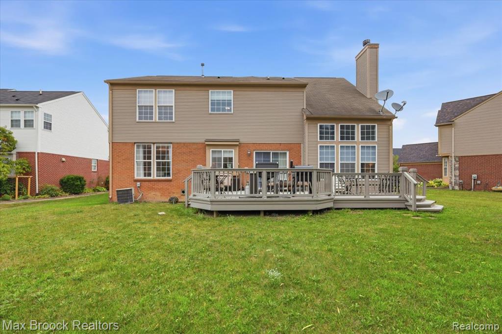 main property photo 43