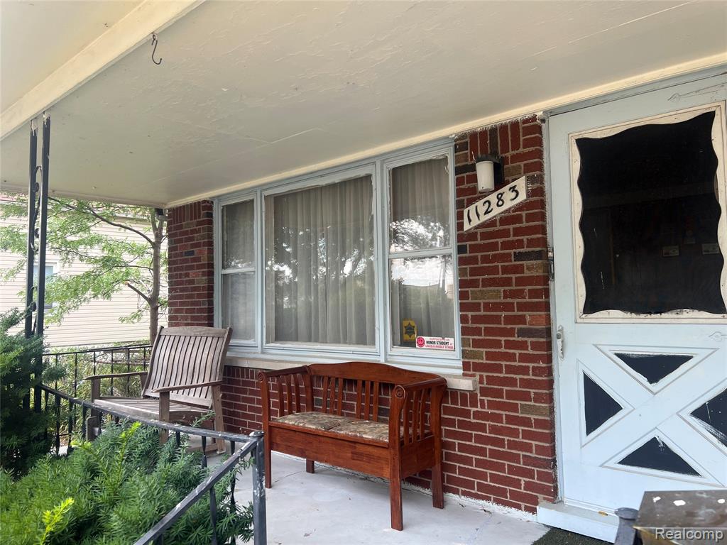 main property photo 14