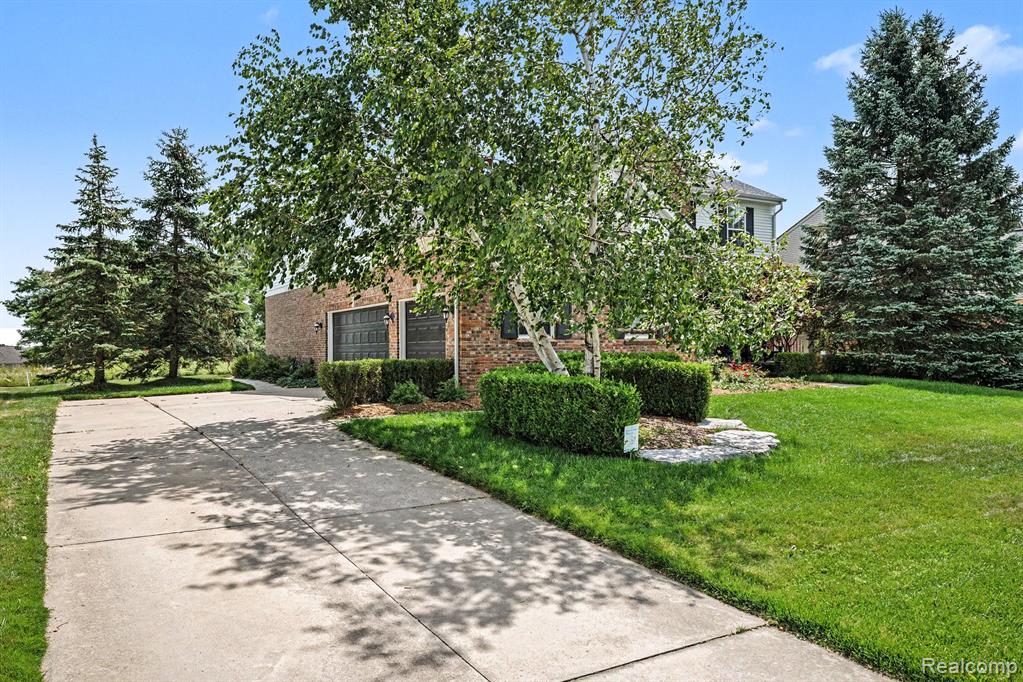 main property photo 25