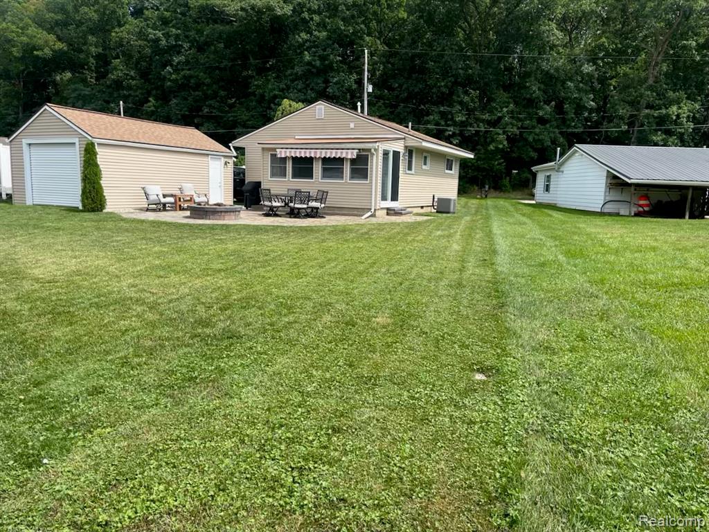 main property photo 23