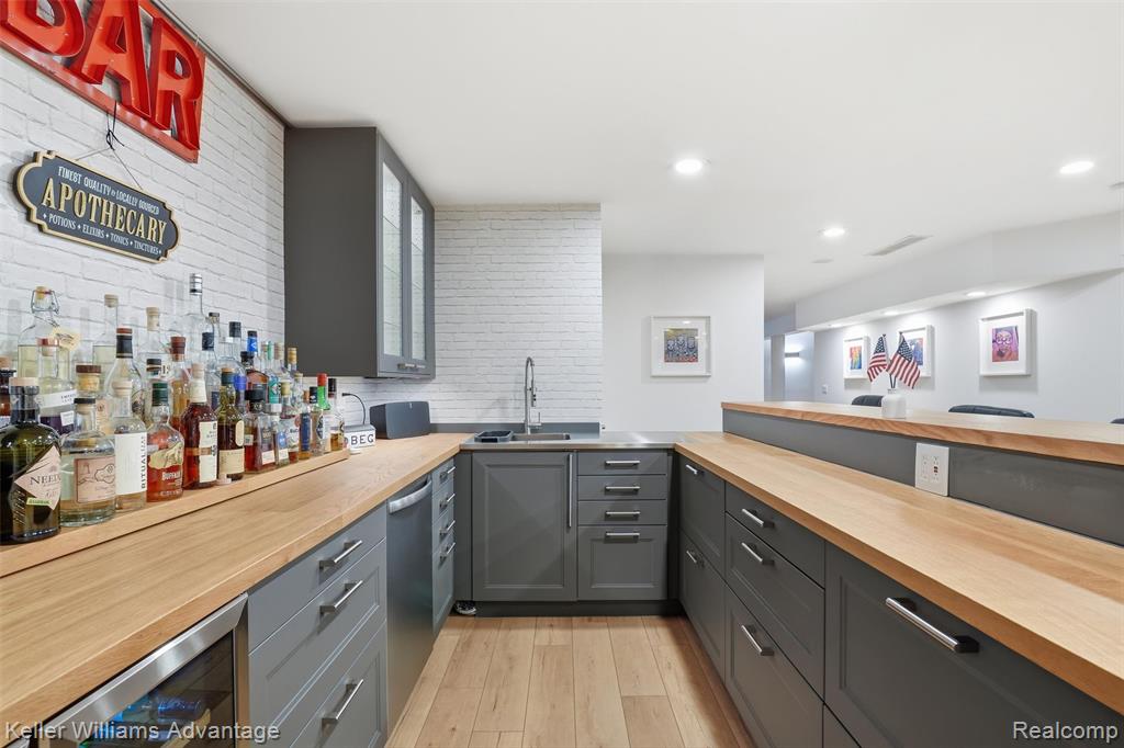 main property photo 62