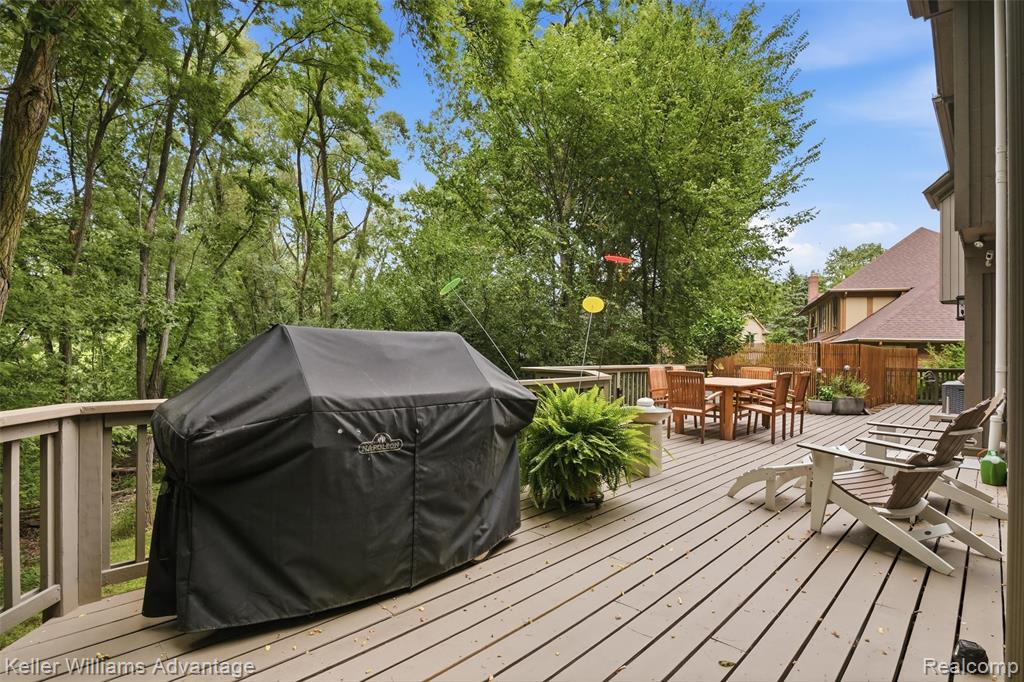 main property photo 71