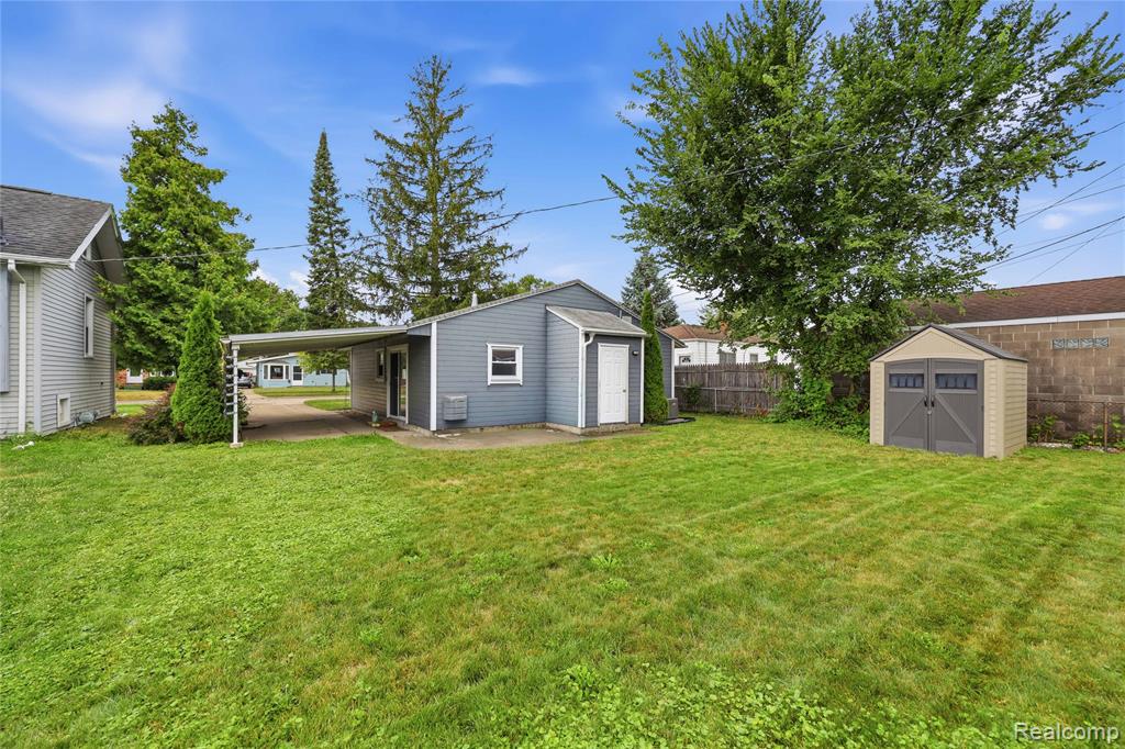 main property photo 22
