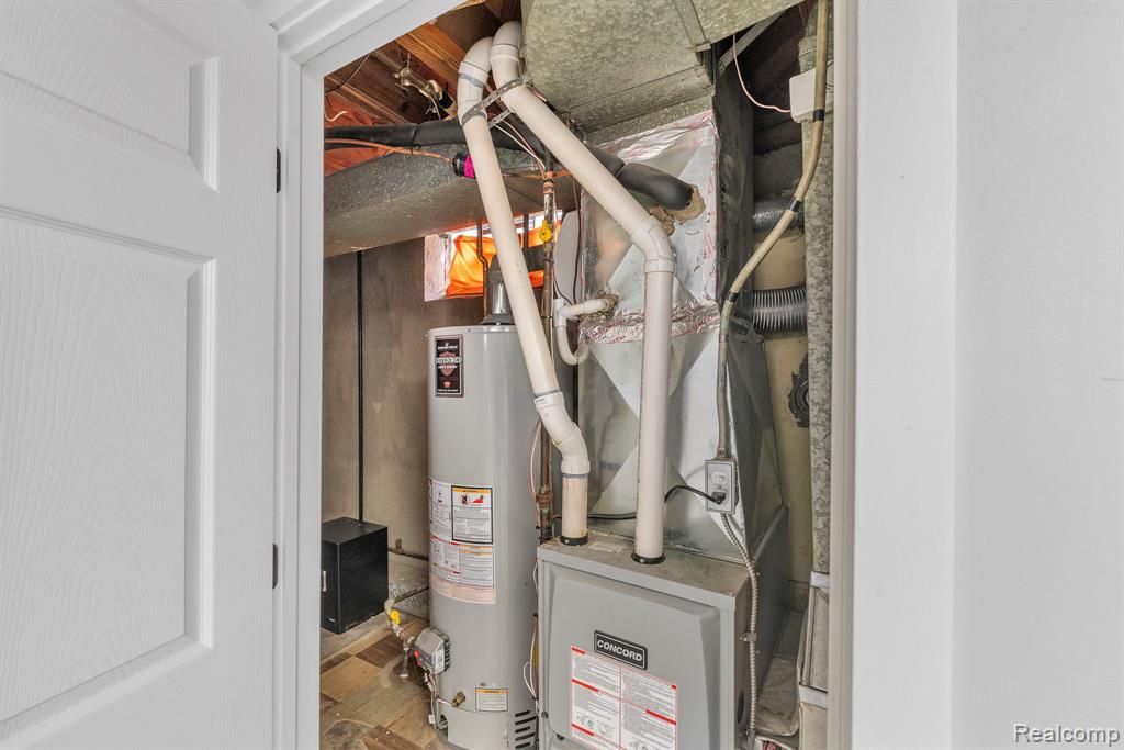 main property photo 49