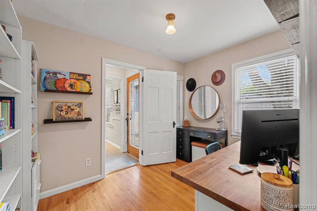 main property photo 15