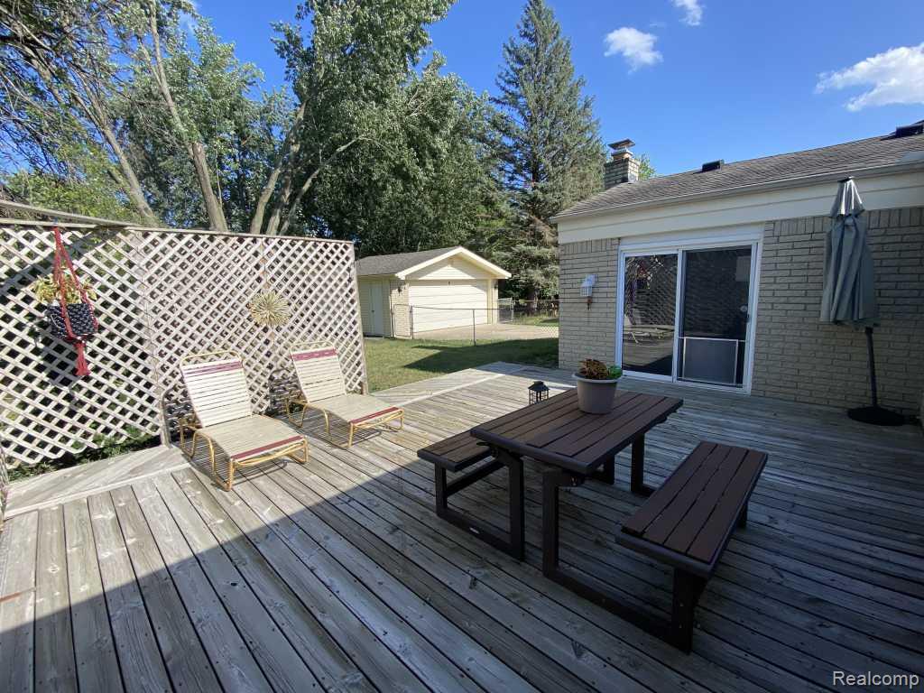 main property photo 15