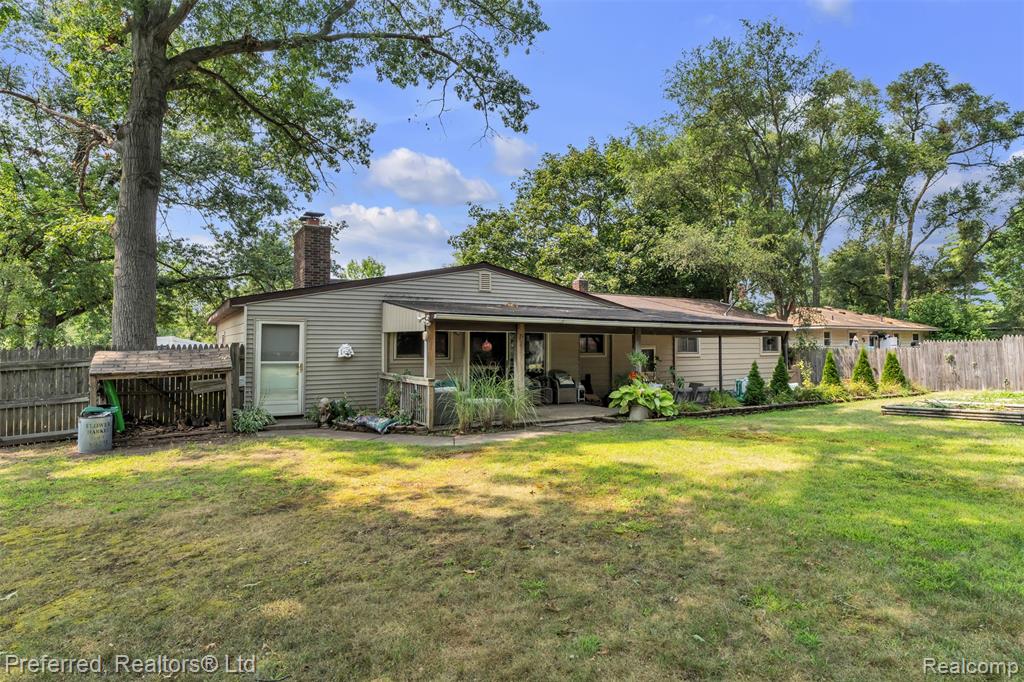 main property photo 47
