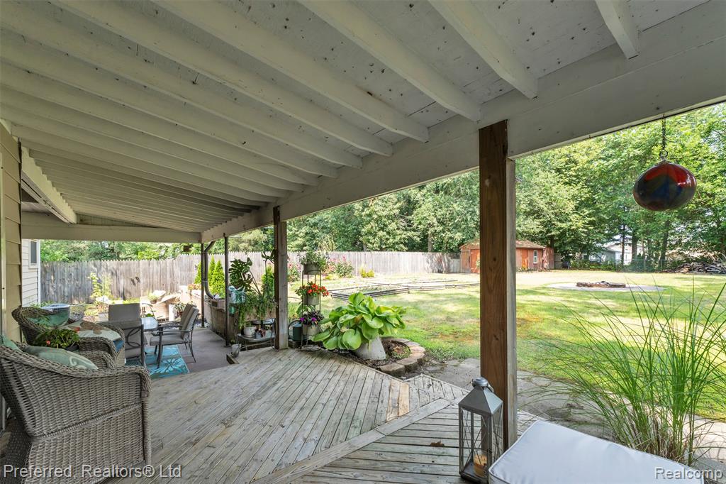 main property photo 59