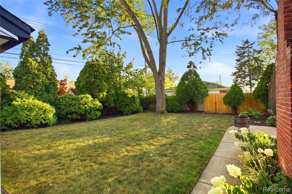 main property photo 52