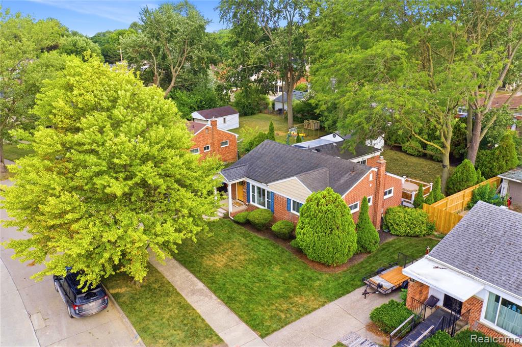 main property photo 62