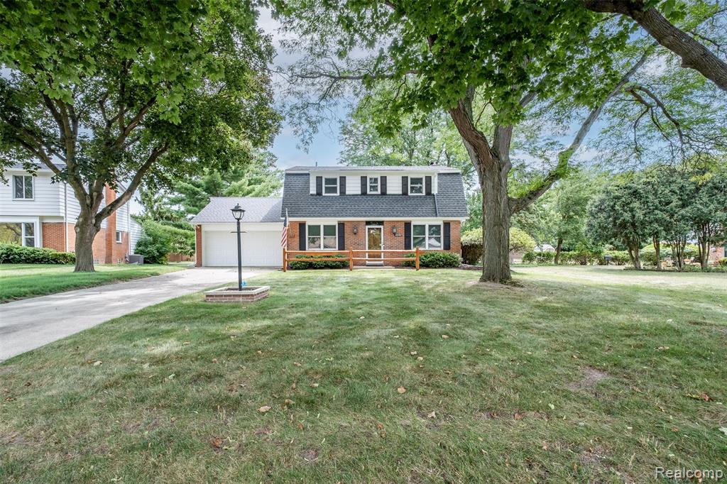 main property photo 2