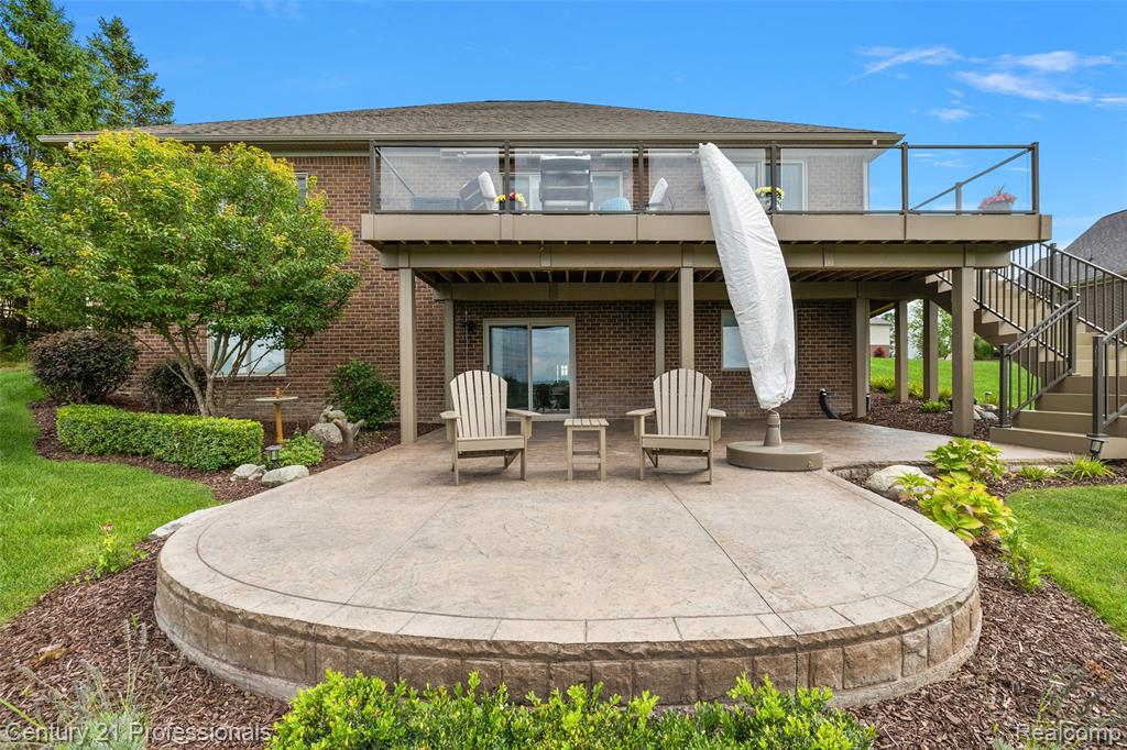 main property photo 42