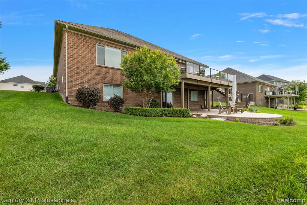 main property photo 44