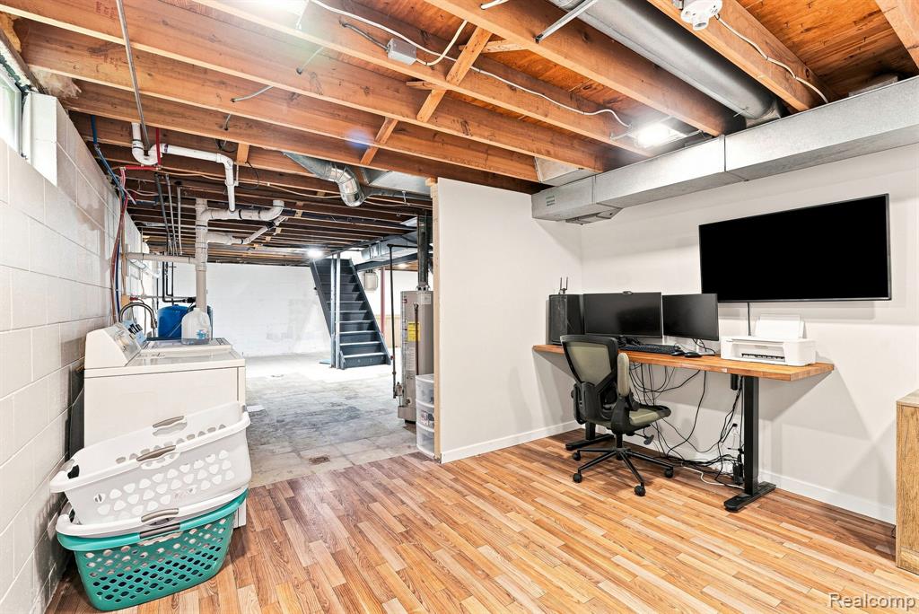 main property photo 26