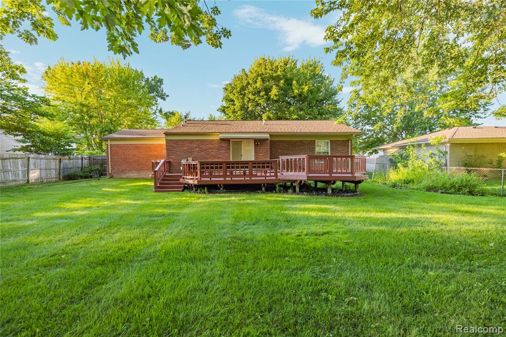 main property photo 46