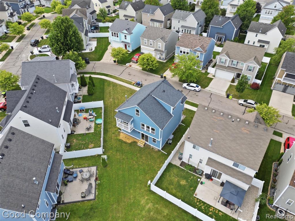 main property photo 29
