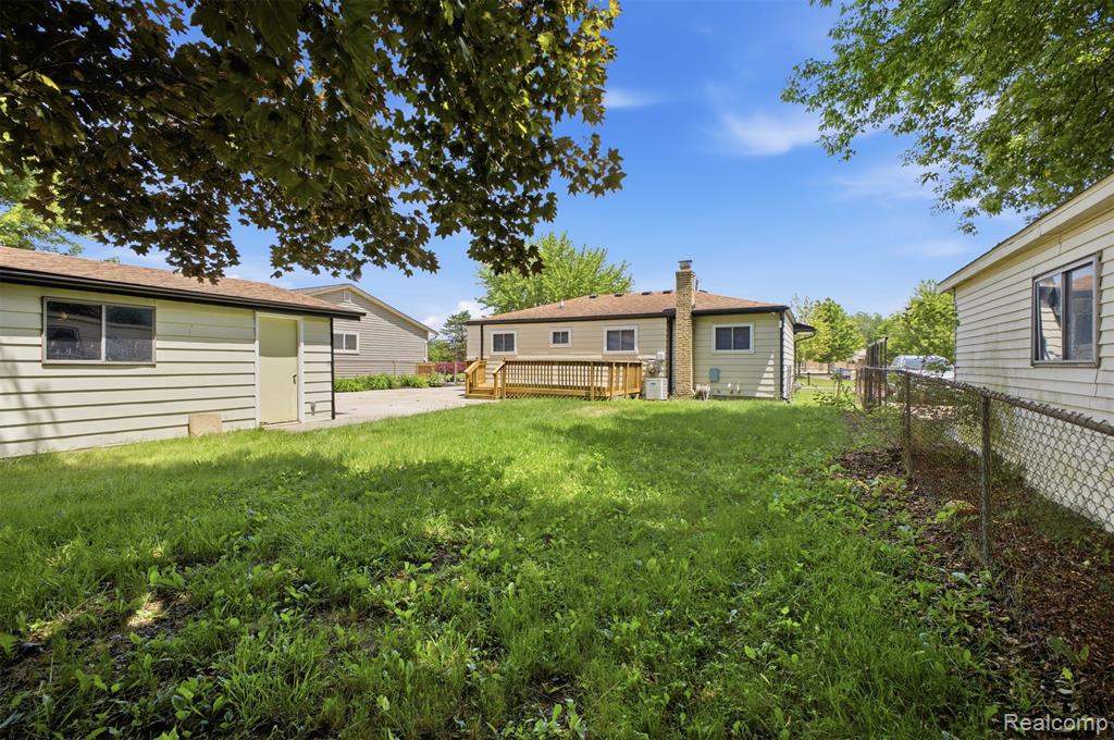 main property photo 29