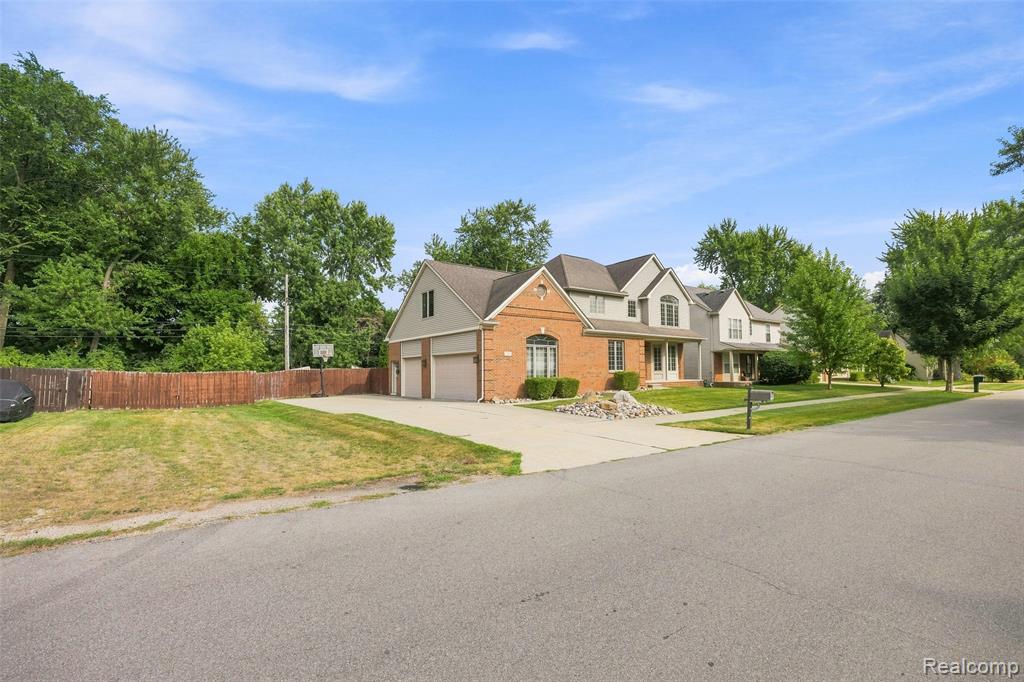 main property photo 53