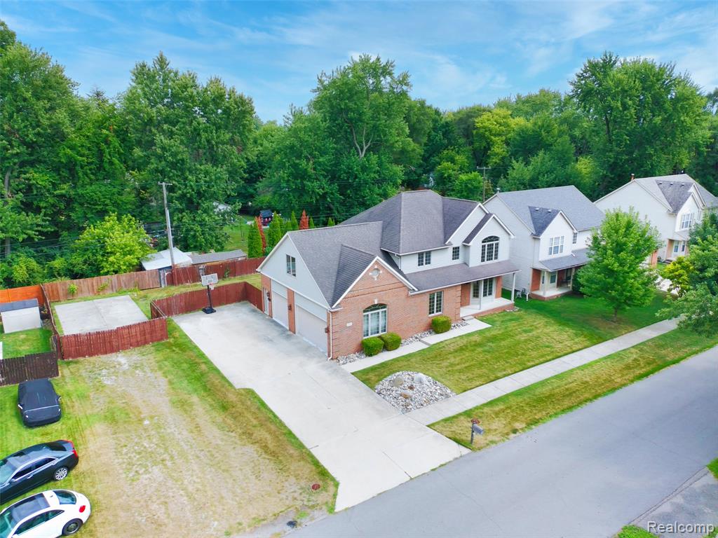 main property photo 58