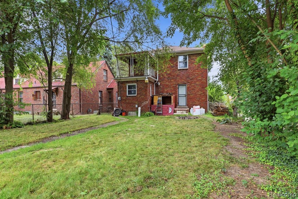 main property photo 24