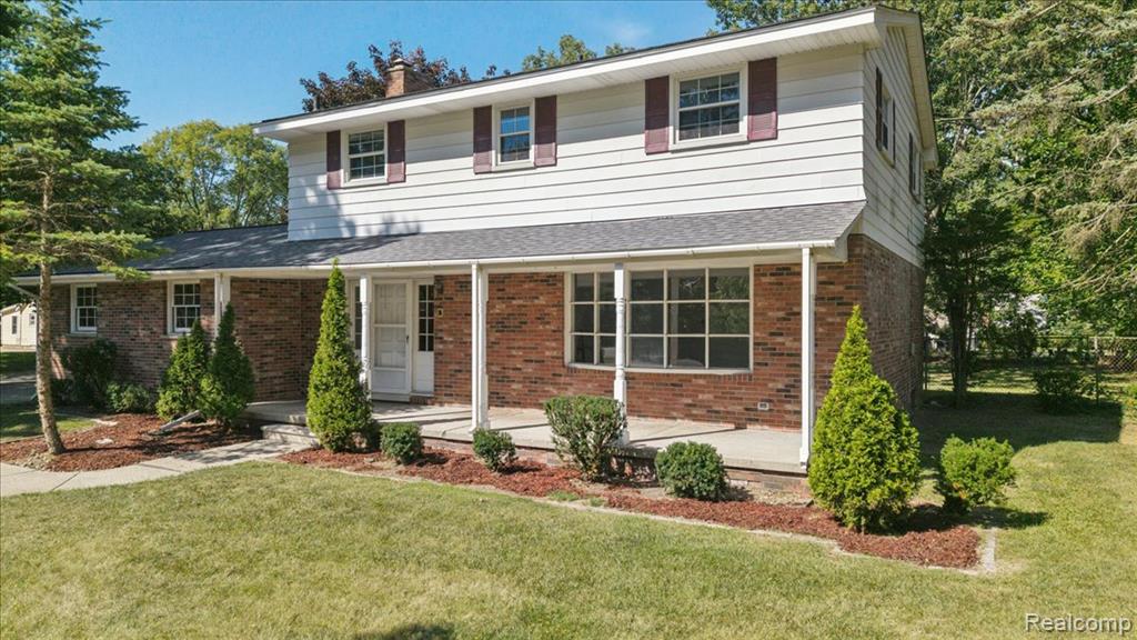 main property photo 4