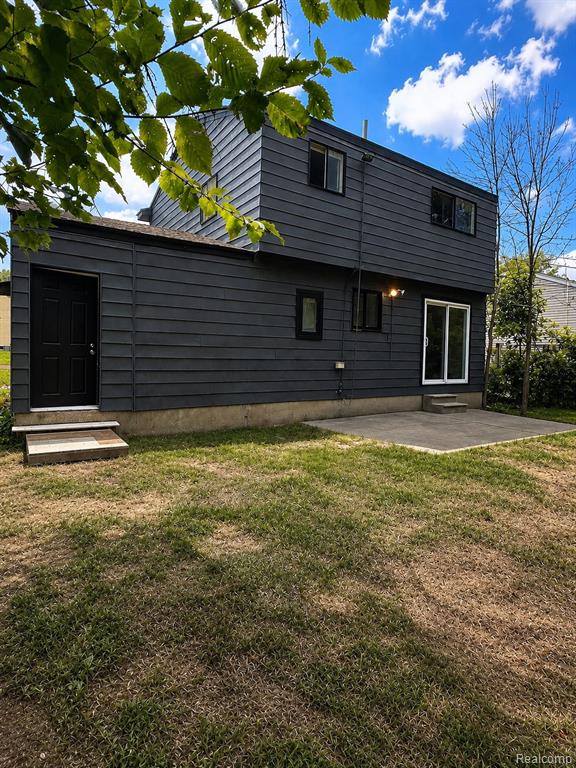 main property photo 16