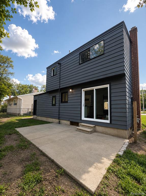 main property photo 2