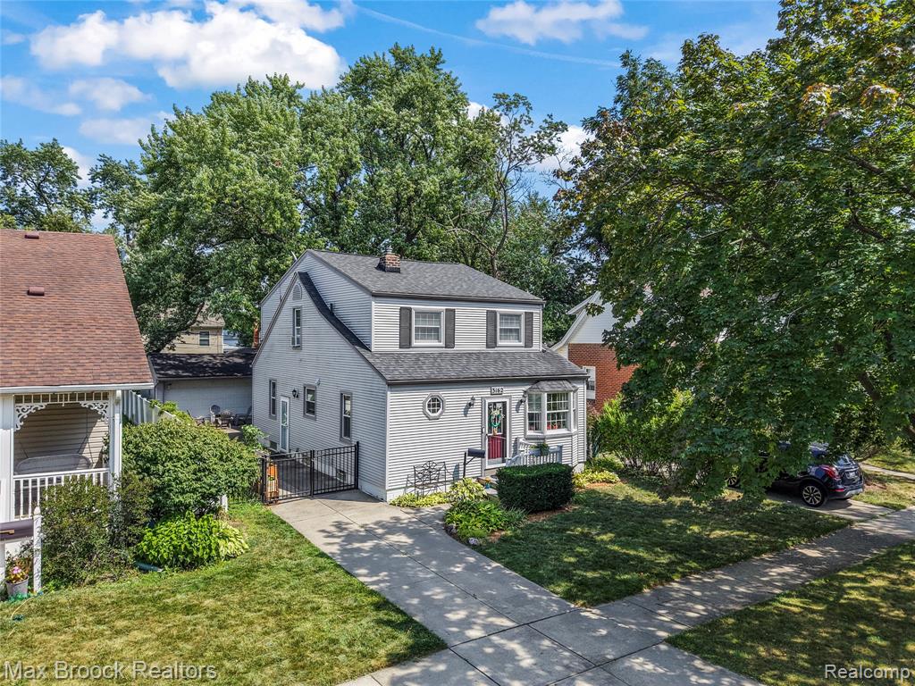 main property photo 1