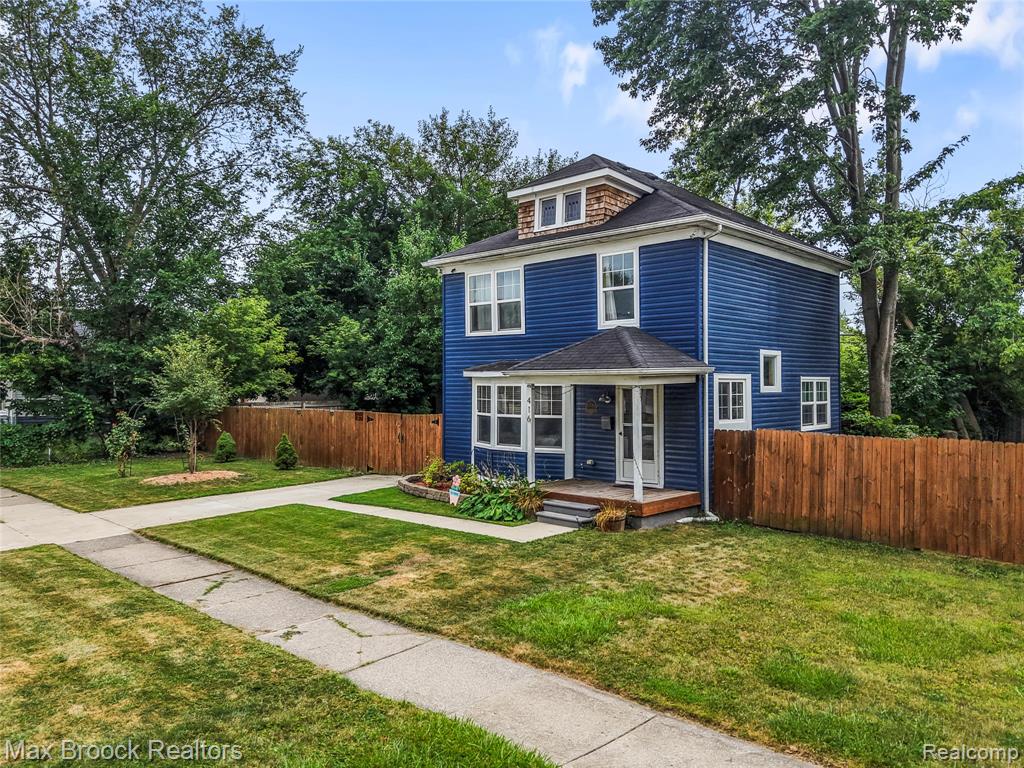 main property photo 21
