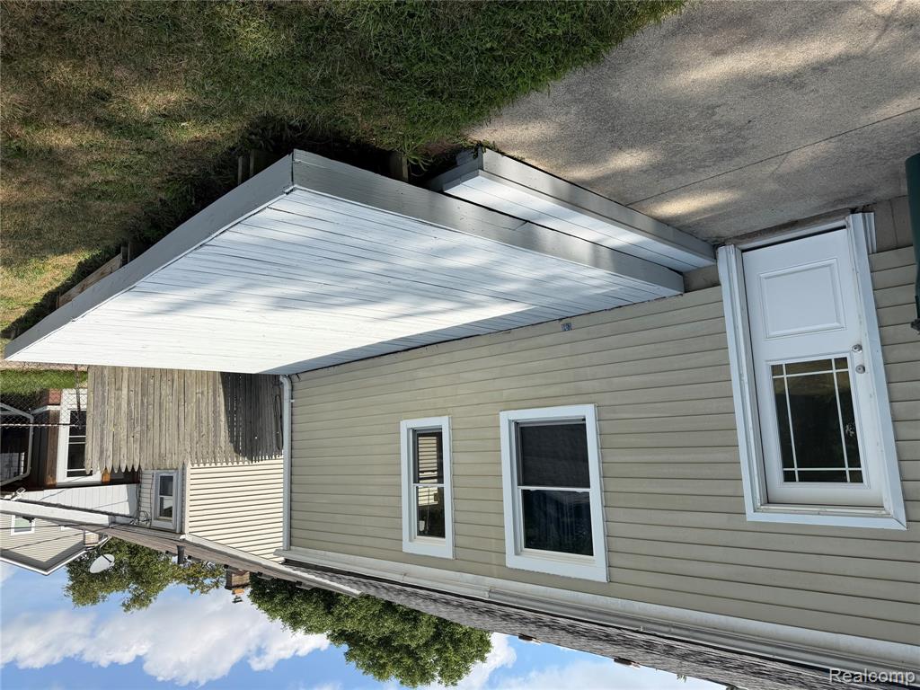 property viewer photo 17
