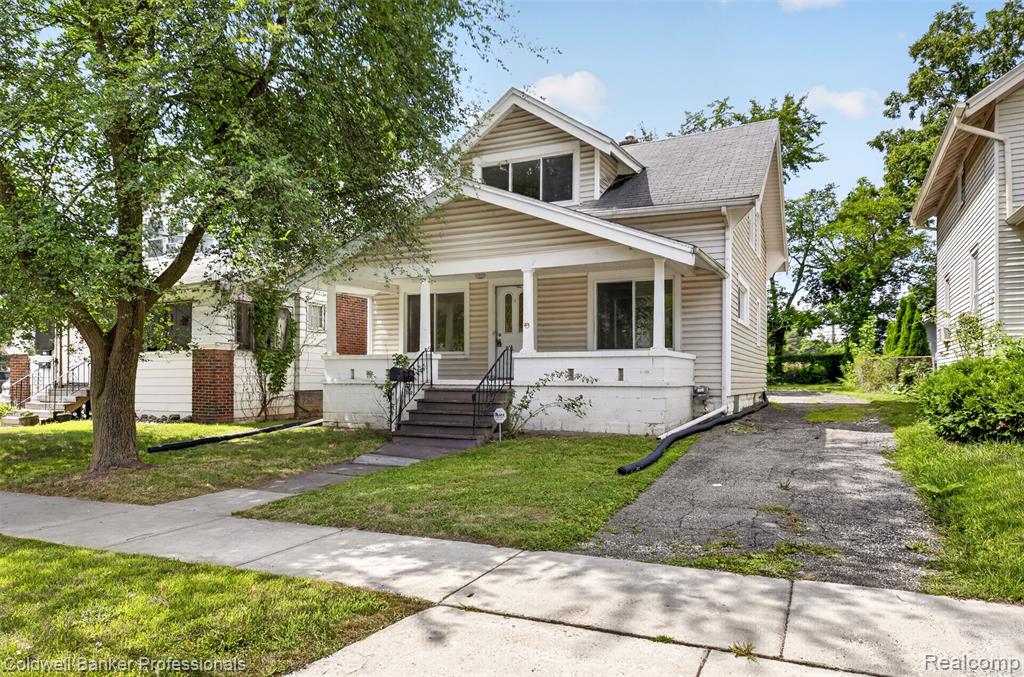 main property photo 42