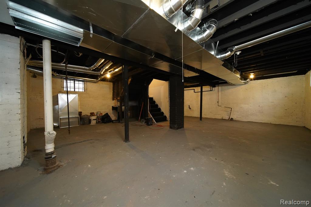 main property photo 60