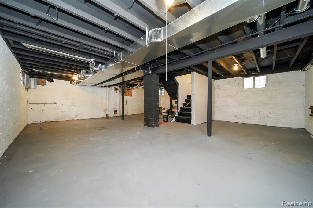 main property photo 61