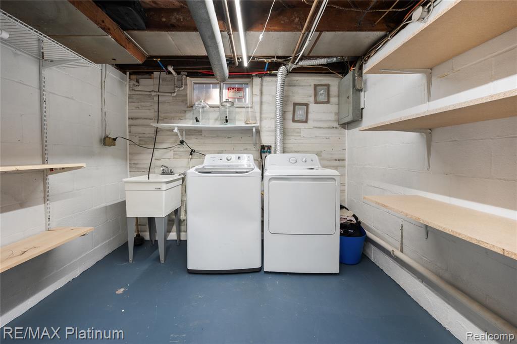 main property photo 25