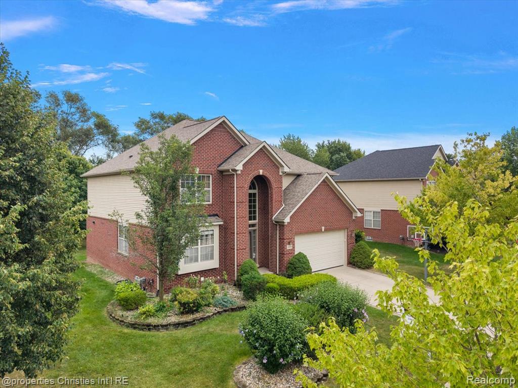 main property photo 5