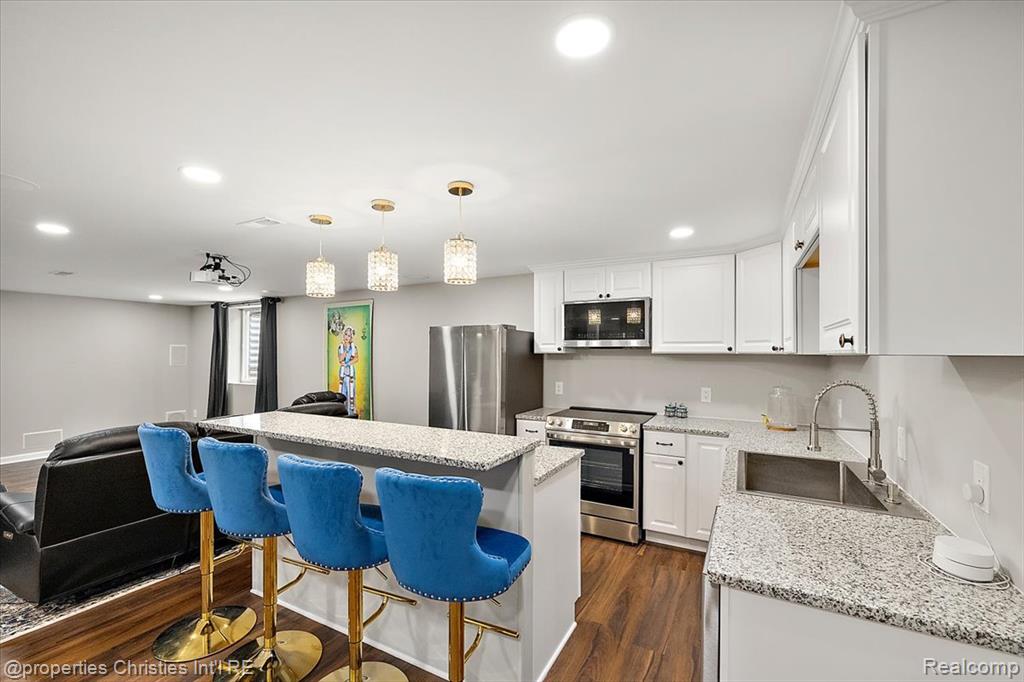 main property photo 60