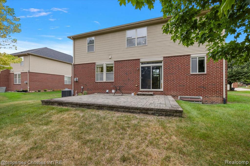 main property photo 68