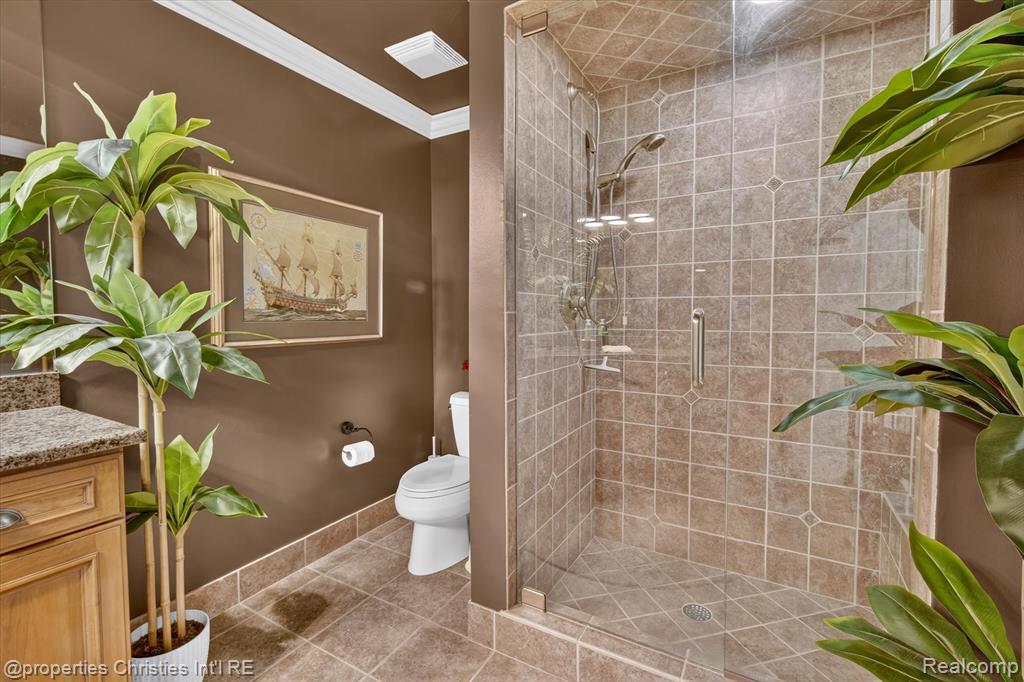 main property photo 56