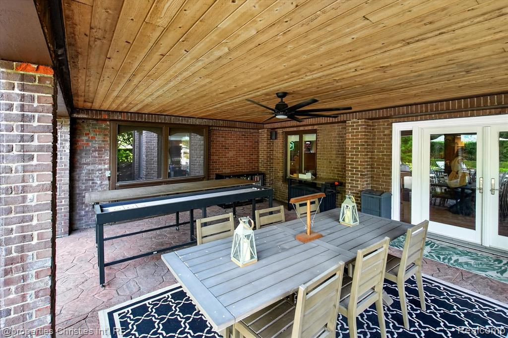 main property photo 61